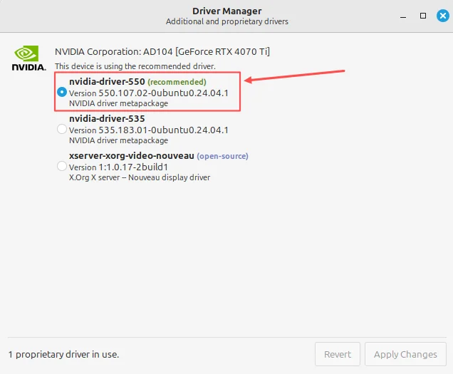 Linux Mint Driver Manager with the recommended NVIDIA driver highlighted.